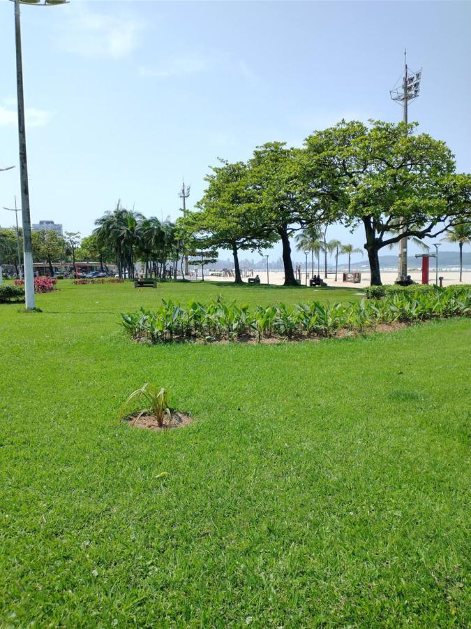 Apto em Santos, Condomínio Frente ao Mar, Garagem, Internet 250MB, Wifi e Netflix Grátis, Smart TV, 1 Dorm Santos  Esterno foto